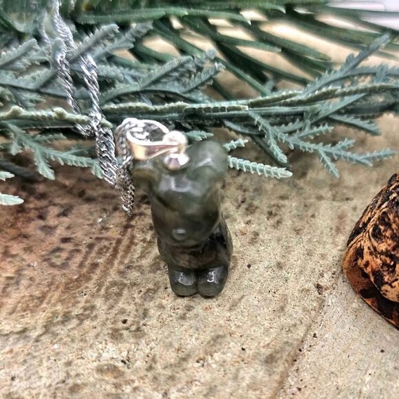 Nature Labradorite Carved Flashy Standing Bear Pendant Necklace - Picture 8 of 10